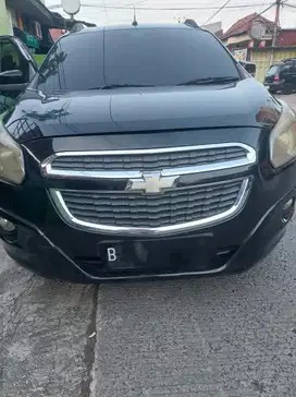Chevrolet Spin 2013 Bensin