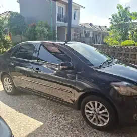 Toyota vios 1.5 G at 2010