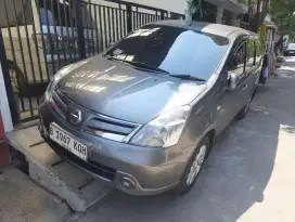 Nissan Grand Livina 2013 manual termurah gaess