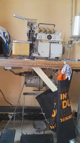 Mesin Obras Neci Yamata