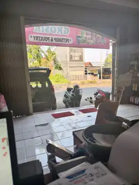 Jaga toko petshop