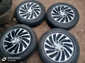 Velg ertiga drezza