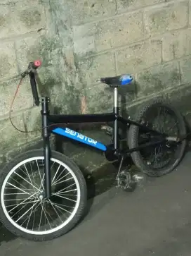 Sepeda BMX ukuran 20
