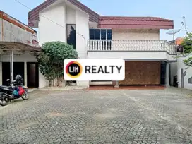 Rumah Lokasi Strategis di Jl Raya Cipinang Jaya Jakarta Timur