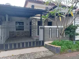 Jual Murah aja Rumah Cibubur City bagus terawat sudah SHM bebas Banjir
