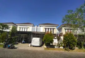 Dijual Rumah Makassar sekitar Jalan Metro Tanjung Bunga