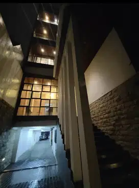 Murah Jual Gedung 5 lantai Kayun dkt Darmo Surabaya Pusat