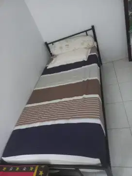 Ranjang Besi + Kasur 90 x 200 cm