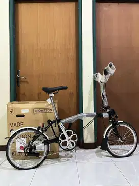 Sepeda brompton baru