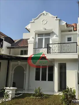 Dijual Rumah 2 Lantai Baru Renovasi di Legenda Wisata Cibubur
