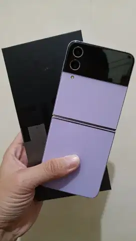 Samsung Z Flip 4 8/128gb Fullset Resmi SEIN