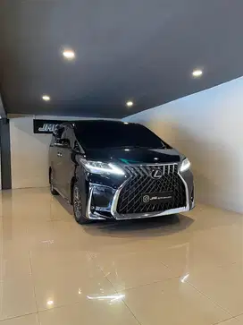 Lexus LM350 7 Seater 2022