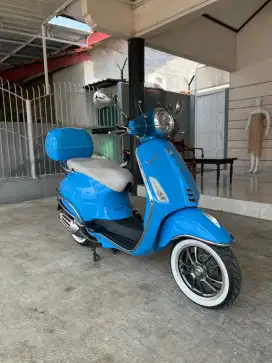For Sale koleksi pribadi Vespa Primavera Anniversary 50th!