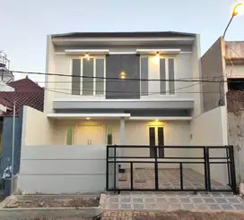 Rumah 2 Lantai Purimas Rungkut, Surabaya