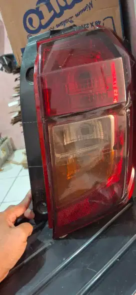Stop lamp kanan sigra calya ori