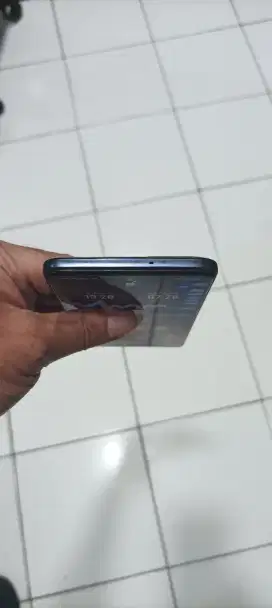 Infinix zero 5g 8/256Gb