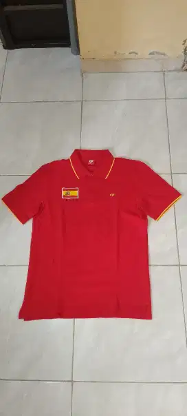 Kaos Kerah Country Fiesta Merah Spain Size L
