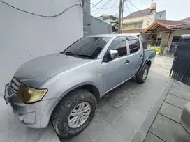Mitsubishi Strada Triton 2011 Diesel
