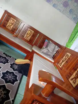 Kursi jati muda