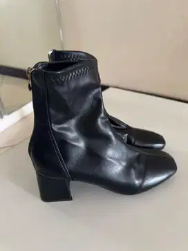 Black Boots with Heels