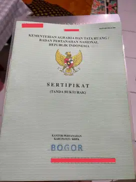 Rumah kampung di pemukiman padat