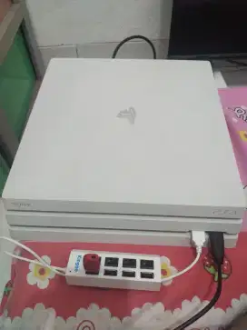 PS4 pro. H e n .pakean pribadi full game