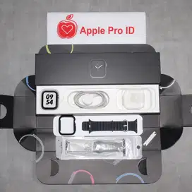 Apple Watch Series 5 44mm Gray Nike