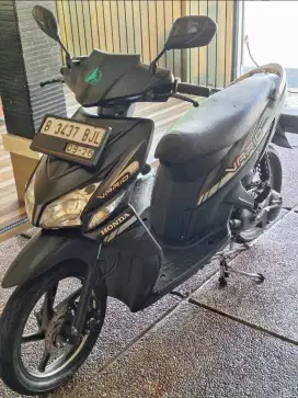 Vario 110 Karbu 2011