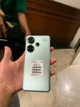 Poco f6 green 8/256