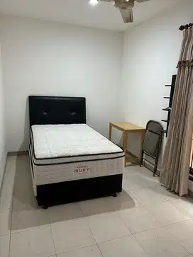 Rumah samping di sewakan