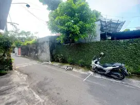 Murah Butuh lokasi manahan dekat jalan besar