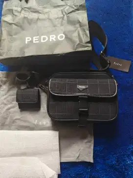Taper Compact Sling Bag Pedro Original  Waistbag New Lengkap