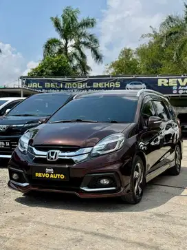 (Tgn pertama) Mobilio RS 2014 / 2015 At automatic cvt 2016 E s 1.5