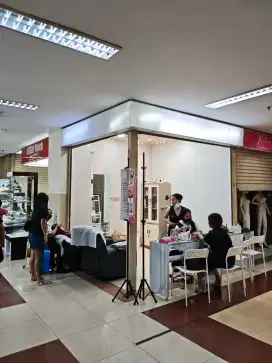 Staff nail & lash berpengalaman