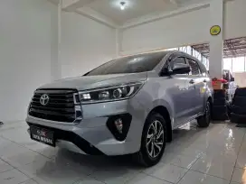 TOYOTA INNOVA V 2.4 A/T, 2022