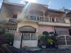 Rumah 2 Lantai Perum Griya Kebraon Karangpilang Surabaya