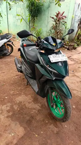 Vario 150cc 2018 warna putih (skotlet hijau)
