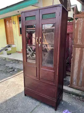 Lemari lawasan 3 pintu full jati tua
