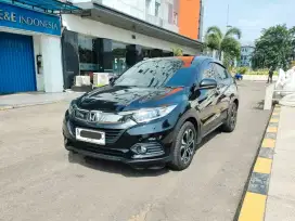 Honda HRV E 2019 AT Facelif KM 40 rb ANTIK JARANG PAKAI