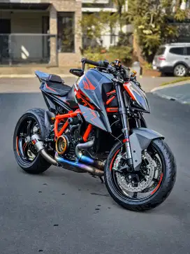 KTM 1290 superduke R