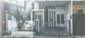 Disewakan Rumah Grand Semanggi Residence Rungkut
