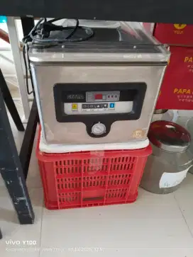 Mesin vacumum sealer