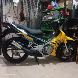 SATRI HIU ASLI KUNING