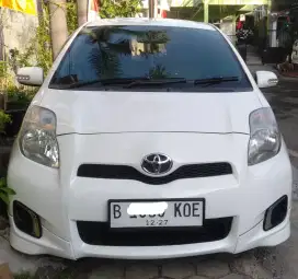 Toyota Yaris E 2012 AT Putih Terawat