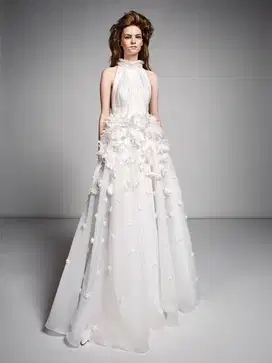 DICARI PENJAHIT BRIDAL BULANAN