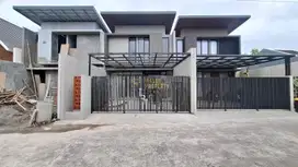 RUMAH FULL FURNISHED, 2 LANTAI, 7 MENIT KAMPUS UPN JOGJA