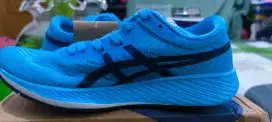 Sepatu running Asics size 38