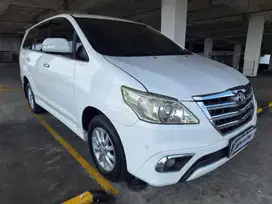 DP RENDAH Toyota Kijang Innova 2.5 V Solar-AT 2014 PZW B