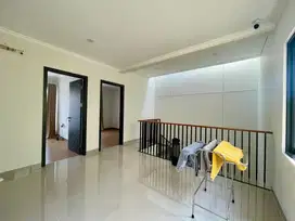 Dijual Rumah Cluster Carson Semi Furnish