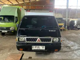 MITSUBISHI L300 2.5 BOX 2013